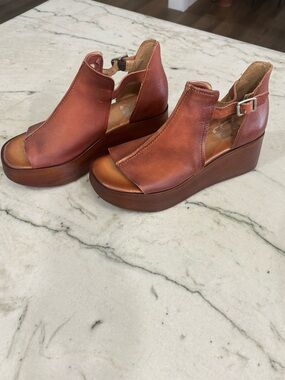 Miz Mooz Rust Brown Leather Wedge Sandals